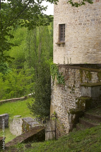 Fototapeta Naklejka Na Ścianę i Meble -  Château de Couches en Bourgogne France