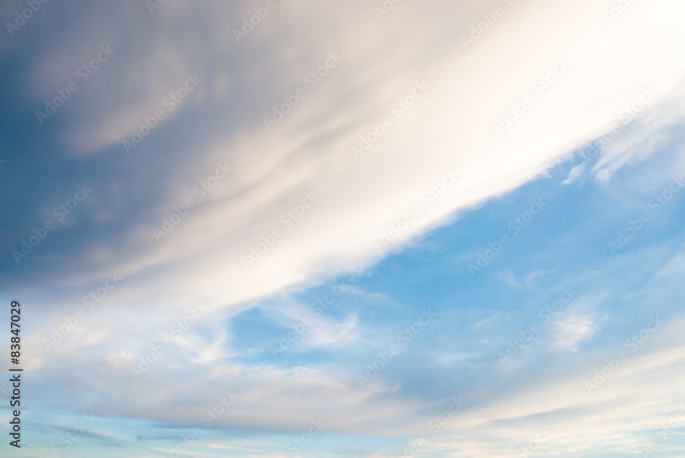 Obraz premium White cloud