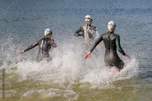 Triathlon par   quipe - d  part natation 03