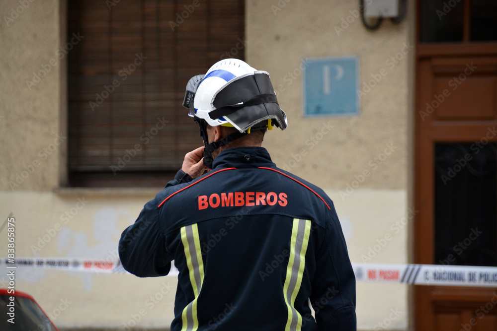 Obraz premium bombero trabajando