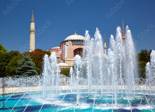 The fontain in Sultan Ahmet Park with Hagia Sophia in the backg