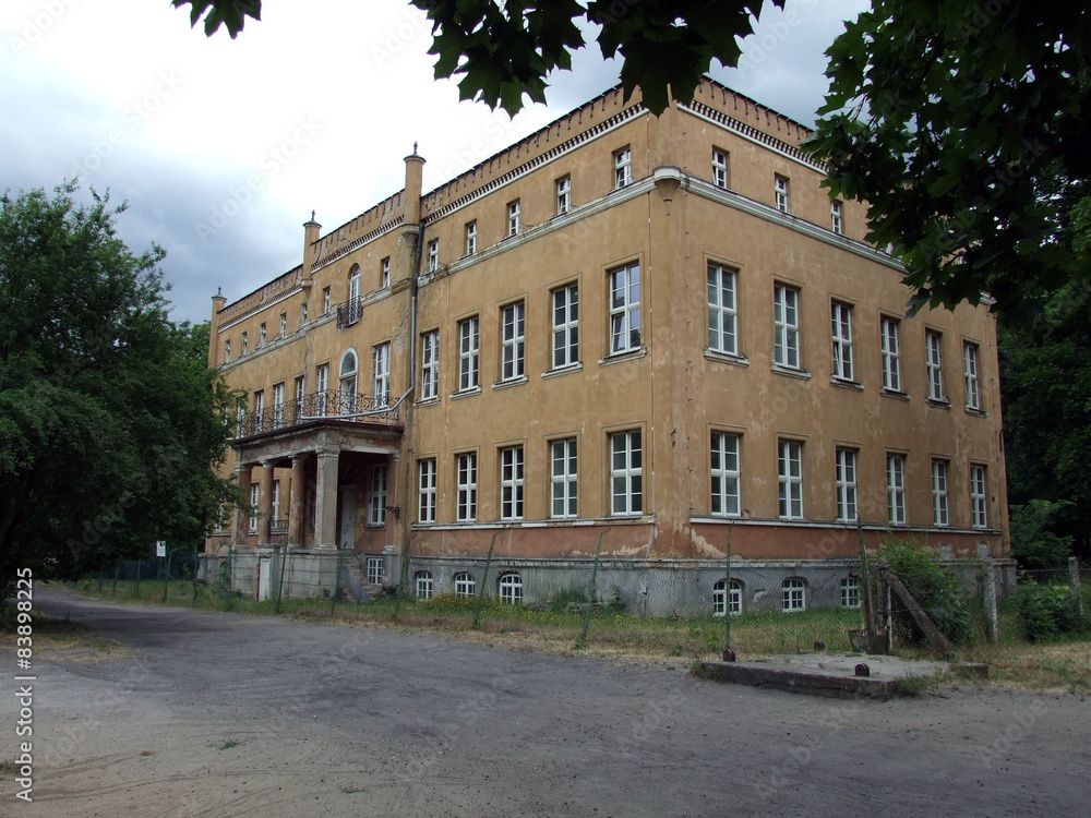 Schloss Dobroszyn