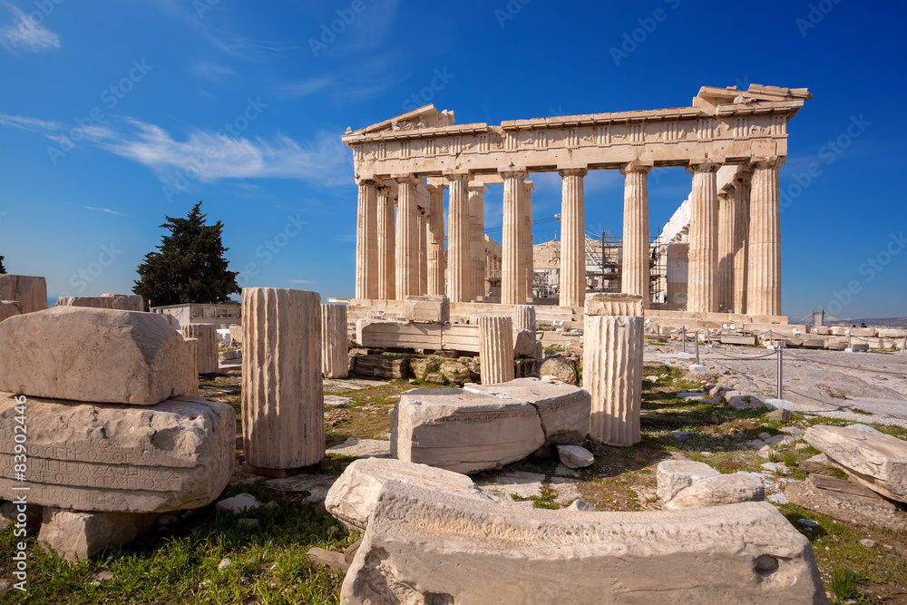 Parthenon temple on the Acropolis in Athens, Greece - obrazy, fototapety, plakaty 