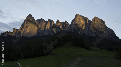 Schlernmassiv im Sonnenuntergang