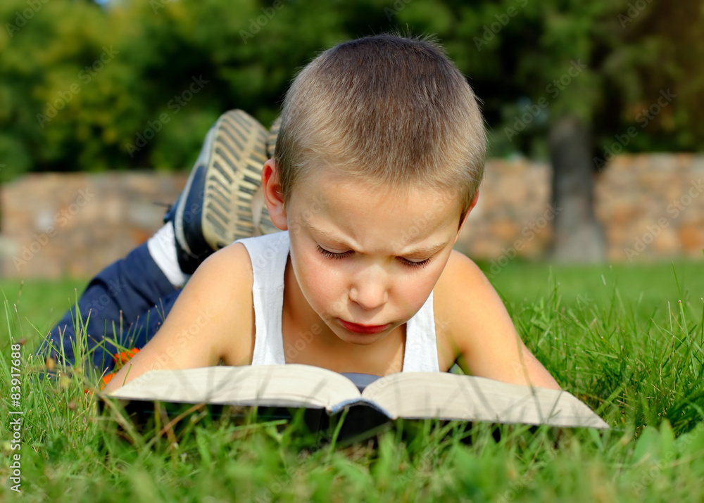 Kid read the Book outdoor Kid read the Book outdoor