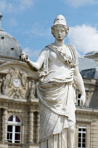 Sénat - Statue - Jardin du Luxembourg
