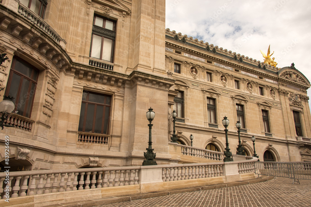Fototapeta premium Opéra di Parigi