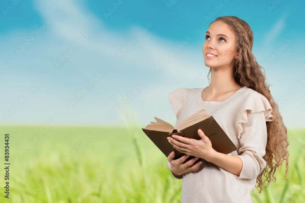 Bible, Praying, Women. Bible, Praying, Women.
