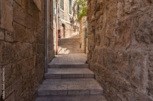 Ancient Alley in Jewish Quarter, Jerusalem © jukovskyy