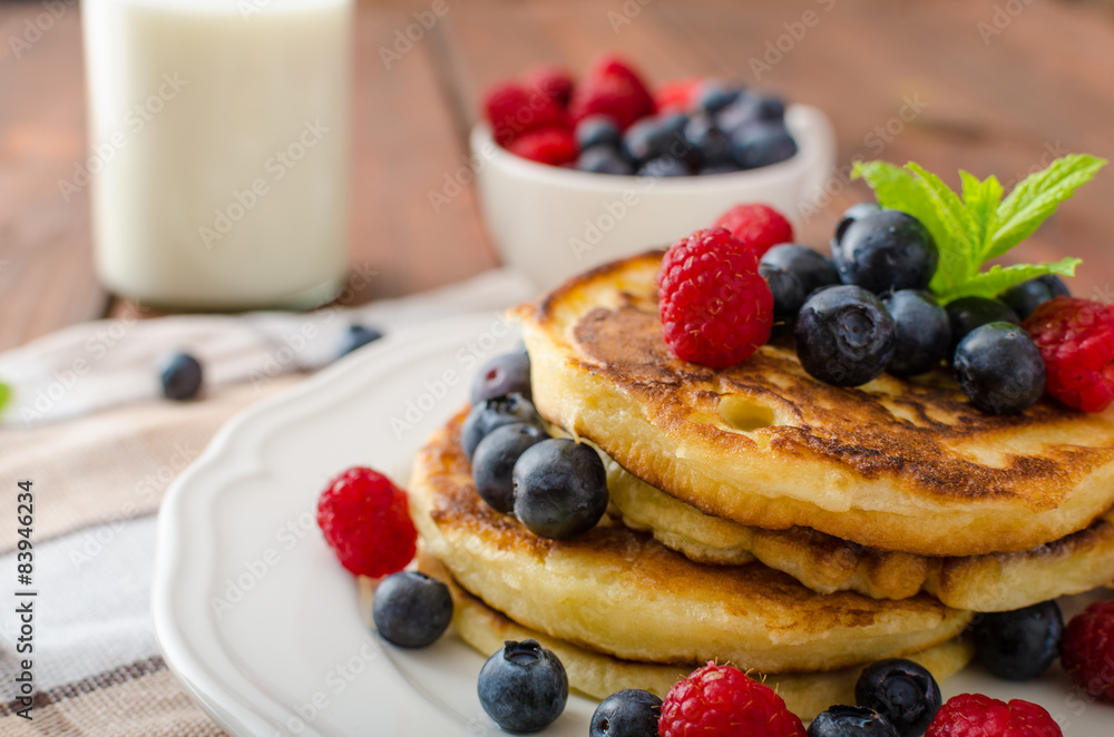 Pancakes with forest fruit and mint Pancakes with forest fruit and mint