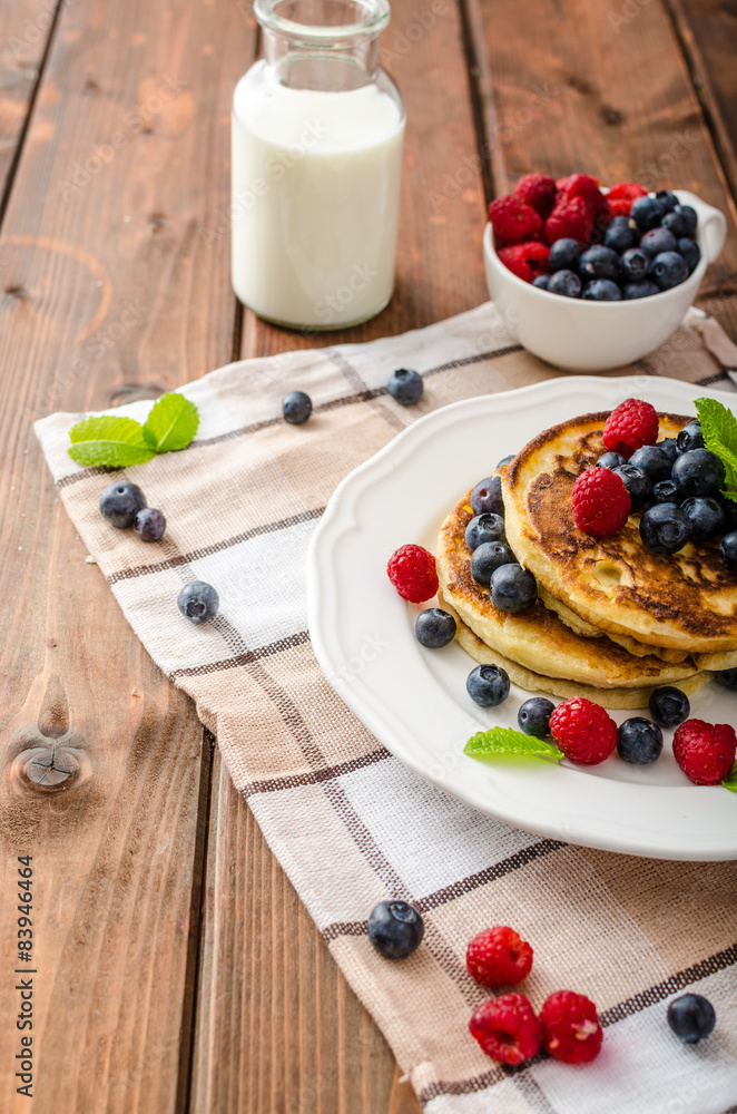 Pancakes with forest fruit and mint Pancakes with forest fruit and mint