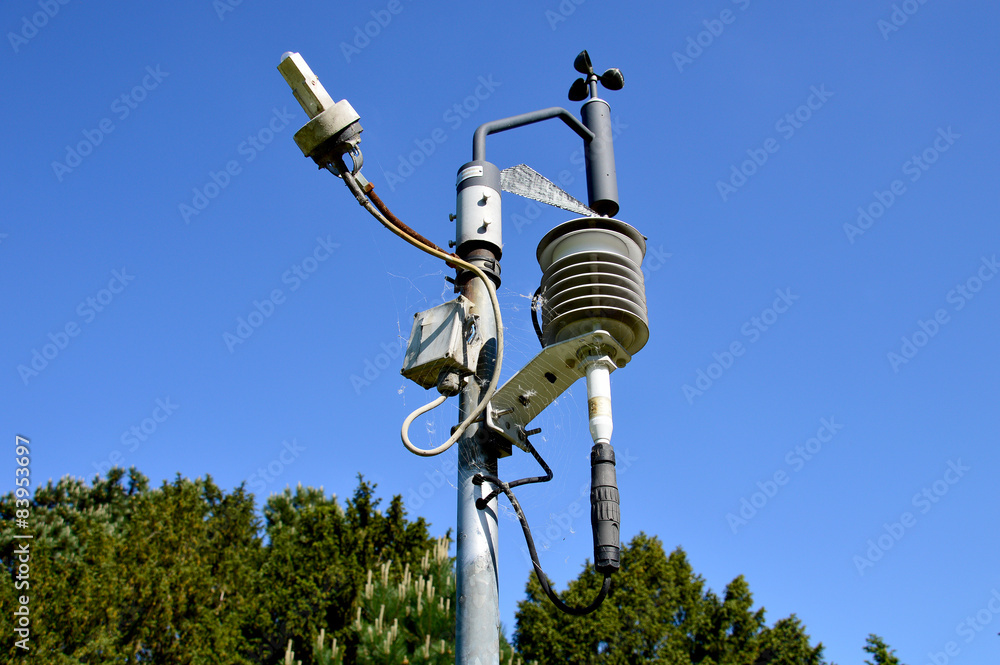 Wetterstation mit Schalenanemometer Wetterstation mit Schalenanemometer