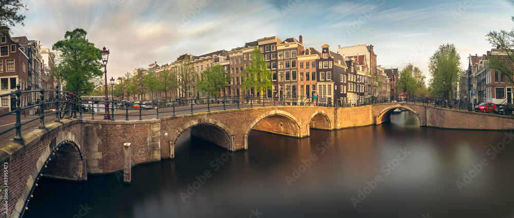 Naklejka premium Panorama of beautifull Amsterdam canals with bridge, Holland