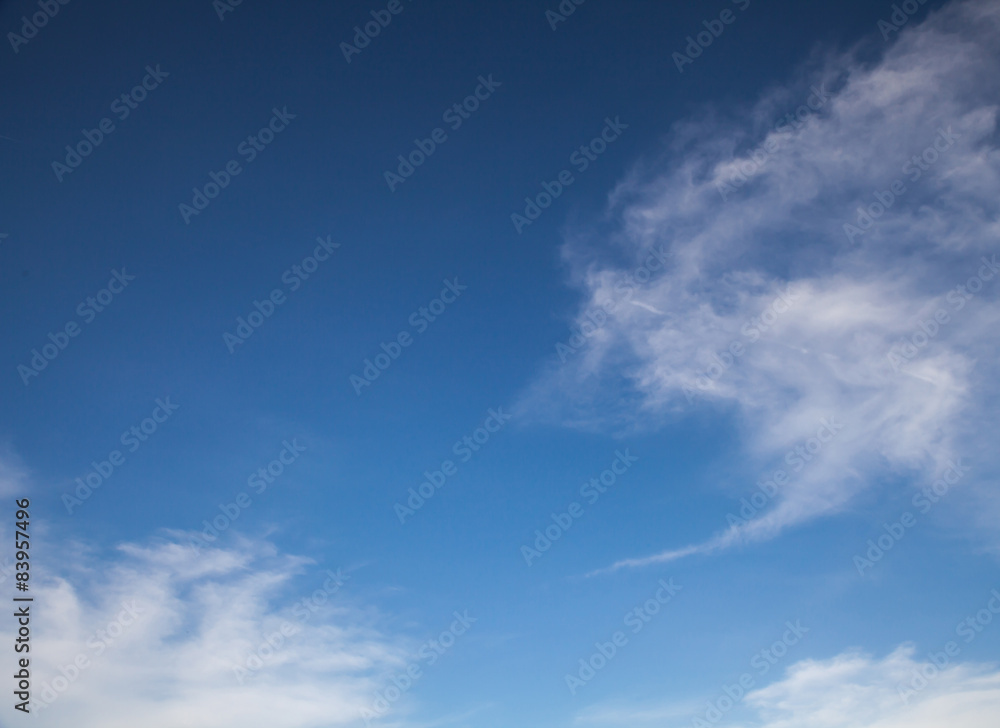 Obraz premium Blue sky and cloud background