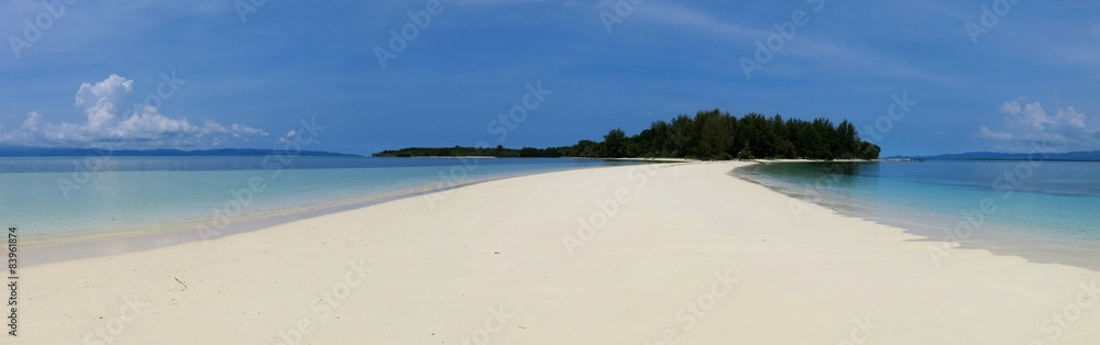 Dodola Island, Molukken, Halmahera, Indonesien