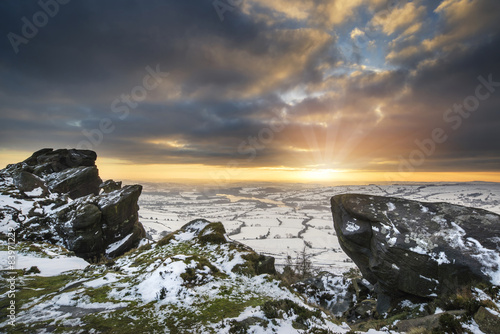 Stunning Winter sunset land...