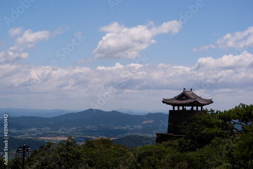 Wallpaper Mural 단청과 푸른하늘 Torontodigital.ca