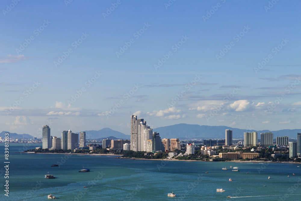 Fototapeta premium Pattaya beach and city