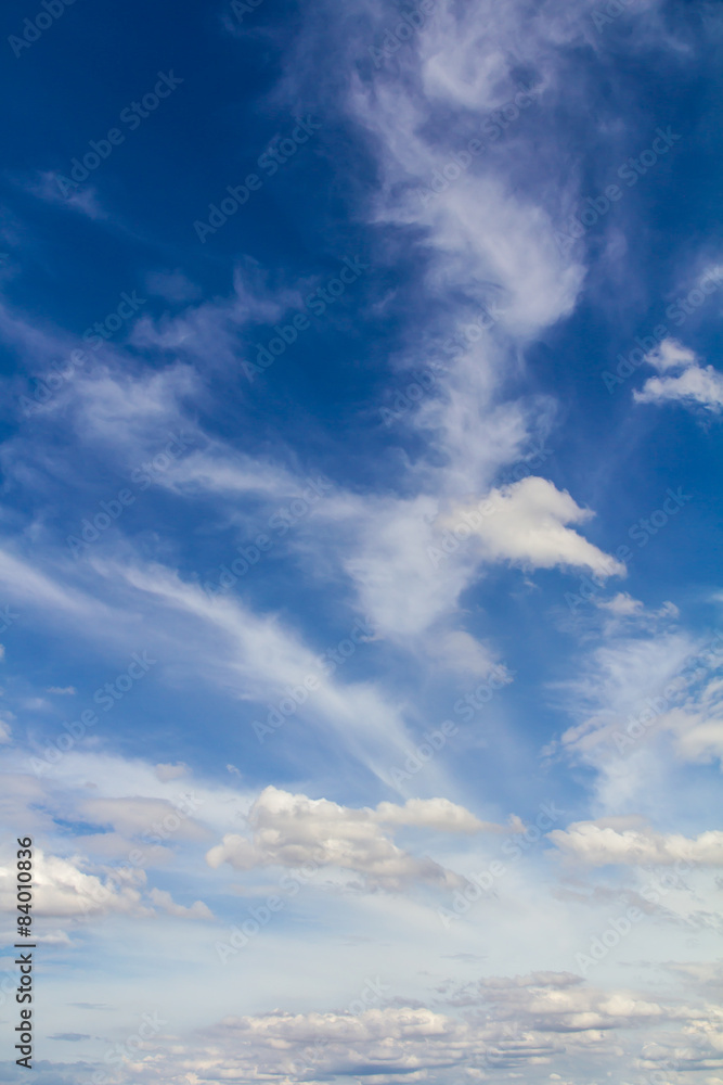 Fototapeta premium Afternoon clouds drift