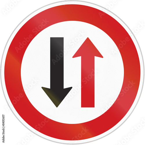 Free Download Oncoming Traffic Has Priority in The Czech Republic - GFXLoad