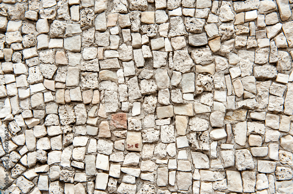 Stone Wall with White Stones in Assorted Sizes