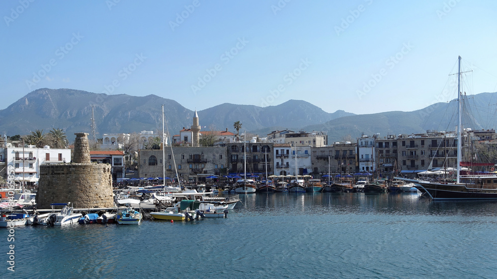 Hafen von Girne in Nord-Zypern