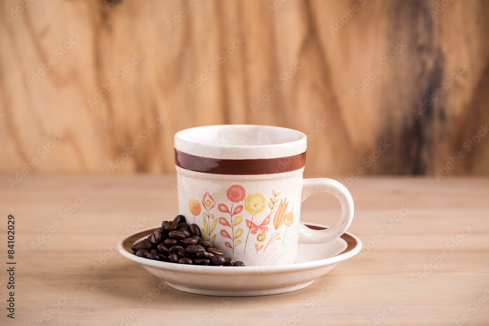Fototapeta premium coffee cup with wooden background