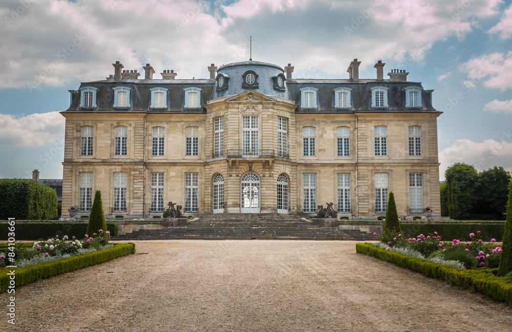 The garden of Chateau Champs Sur Marne in France