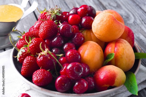 fresh fruits and berries