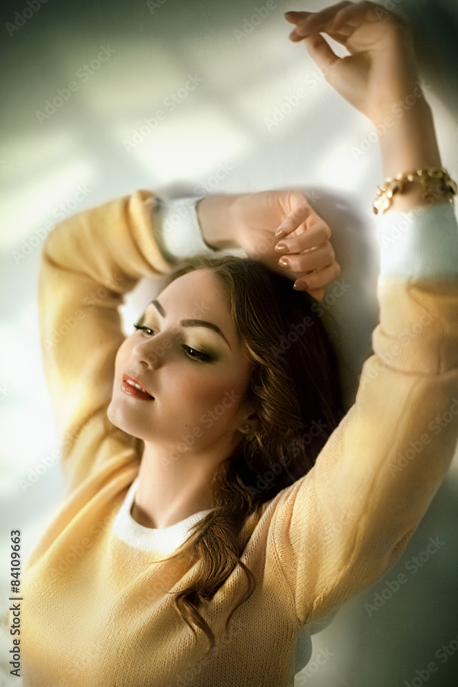 Fototapeta premium Portrait of beautiful female model 