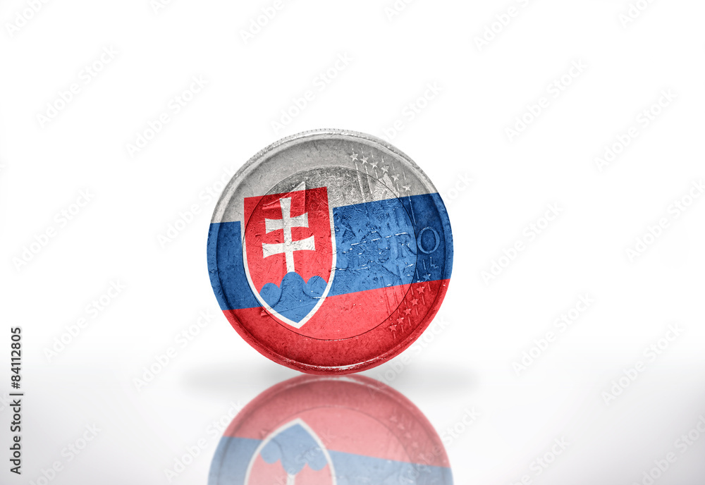 Naklejka premium euro coin with slovak flag on the white background