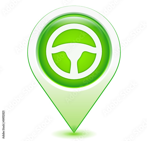 volant de voiture sur marqueur géolocalisation vert
