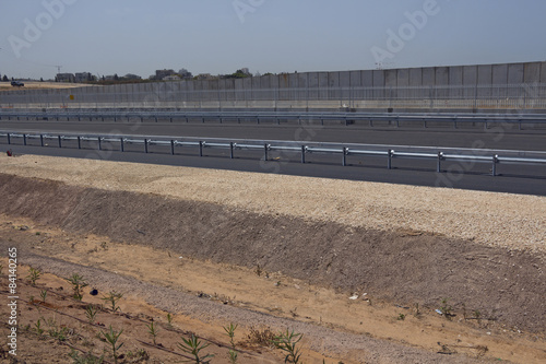 Wallpaper Mural Paving a new road.
Laying of new high-speed roads in Israel.
 Torontodigital.ca