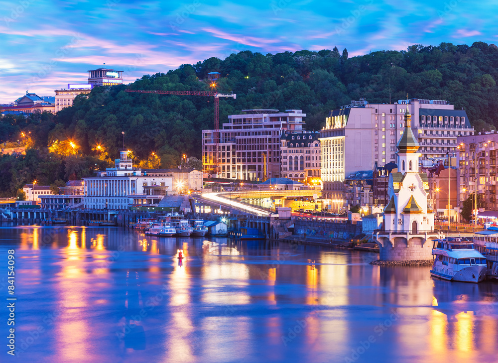 Naklejka premium Evening scenery of Kyiv, Ukraine