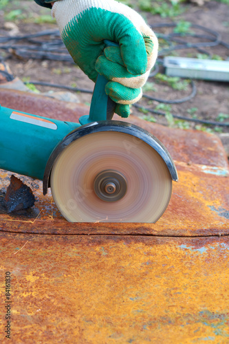 Angle grinder cut metal