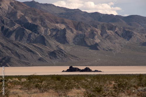 Wandernde Felsen  Death Valley NP  Kalifornien  USA