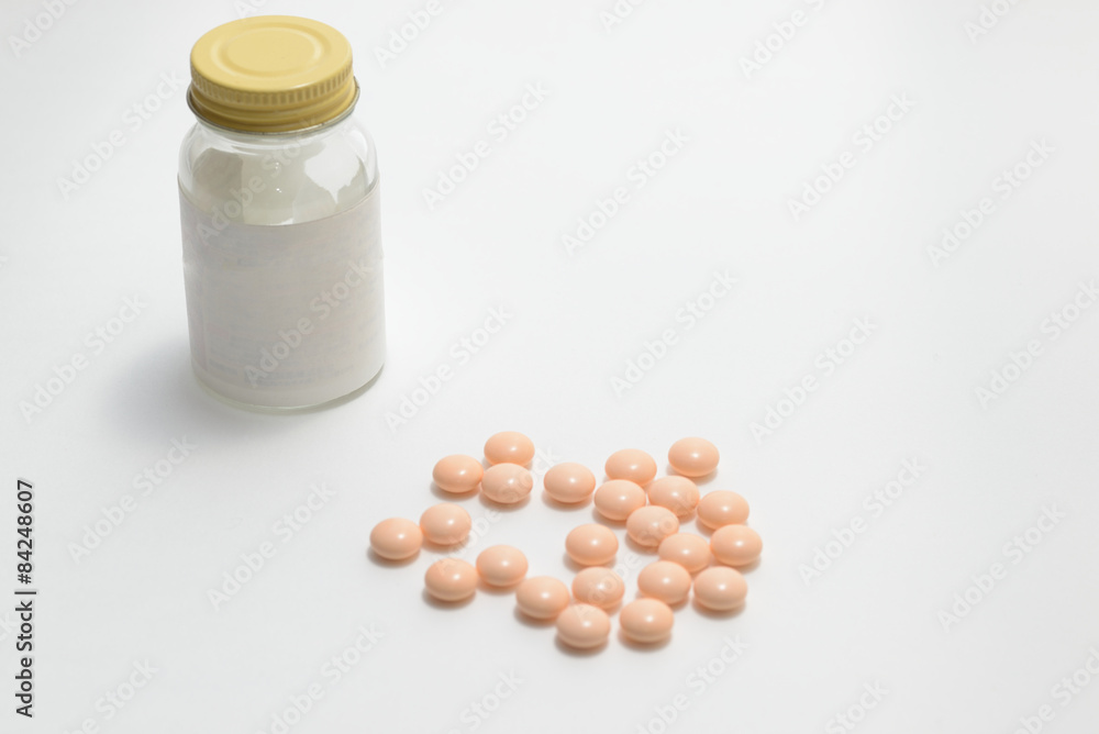 薬瓶とサプリメント 薬瓶とサプリメント