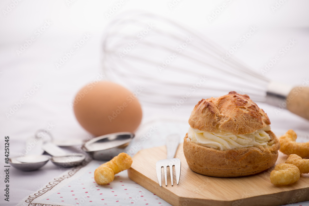 Choux Cream Choux Cream