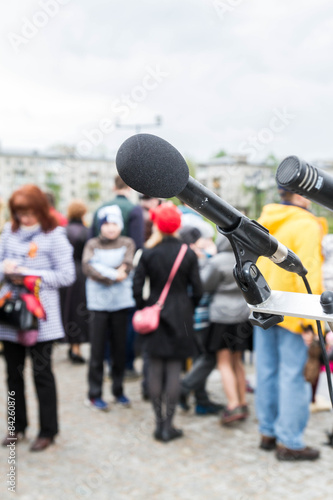 Wallpaper Mural Black microphone on the street at the event Torontodigital.ca