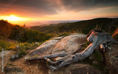 Canvas Print Sunrise at Shenandoah National Drive. View from Skyline Drive.
