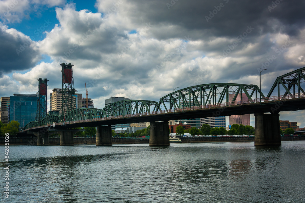 The Hawthorne Bridge over the Williamette River, in Portland, Or