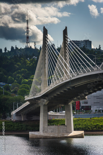 Tilikum Crossing, over the Williamette River in Portland, Oregon photo