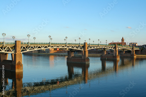 Pont Saint-Pierre de Toulouse © MIPImages