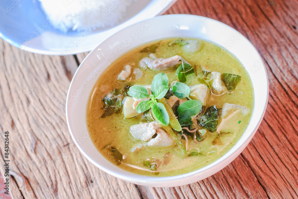 green curry with pork green curry with pork