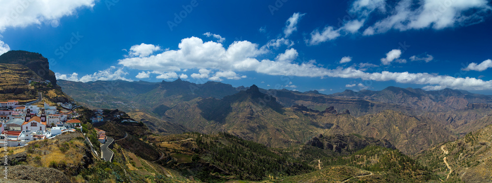 Gran Canaria, Caldera de Tejeda in May