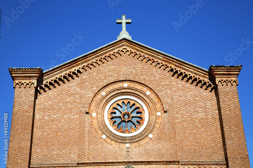 rose window  italy  lombardy     in  the castellanza  old   chur photo