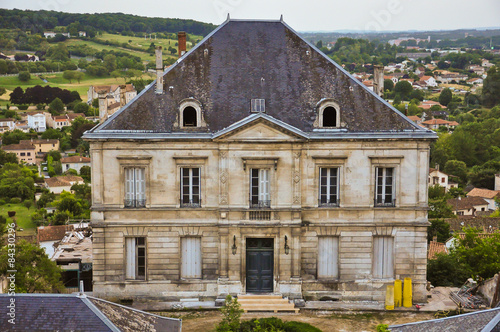 Angoulême, Francia, inmueble en obras, arquitectura photo