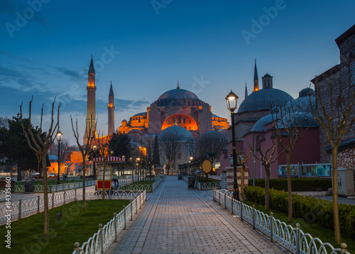  night Hagia Sophia in Istanbul, Turkey