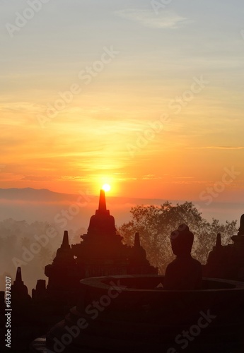 Sonnenaufgang über Borobudur, Indonesien