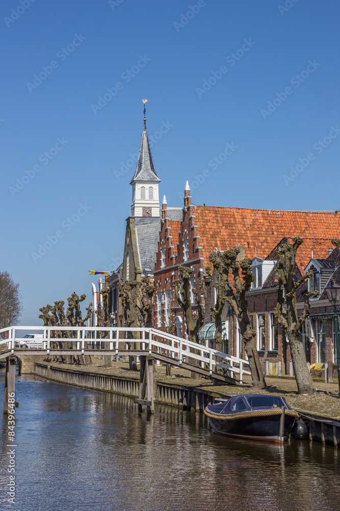 Obraz premium Bridge across the main canal in Sloten